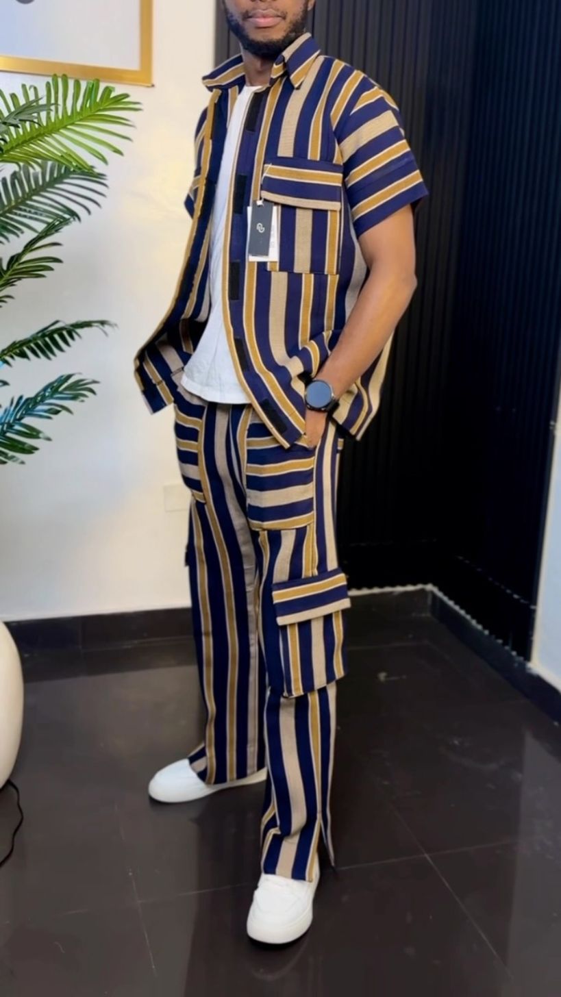 Axis Men Aṣọ Òkè cargo set in navy and gold stripes